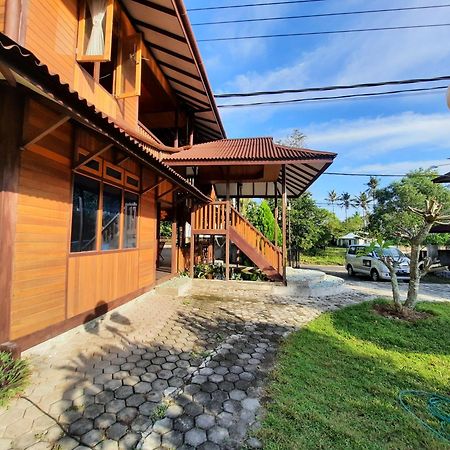 Hotel Besar Bulan Baru - Senggigi Exterior foto