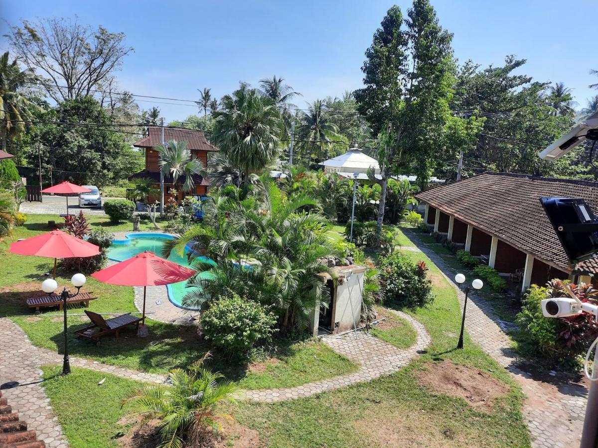 Hotel Besar Bulan Baru - Senggigi Exterior foto